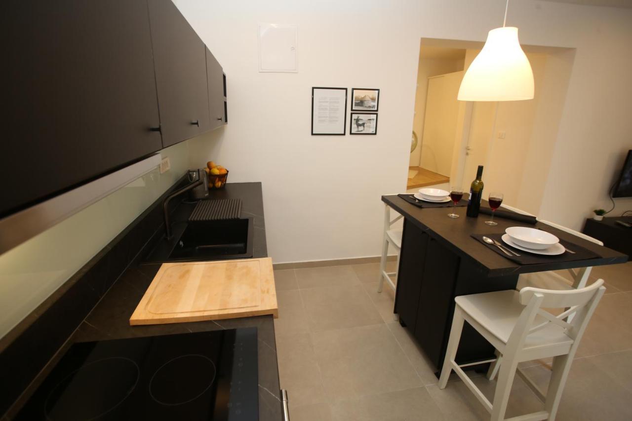 Apartmani Tri Bunje Трибунь Екстер'єр фото