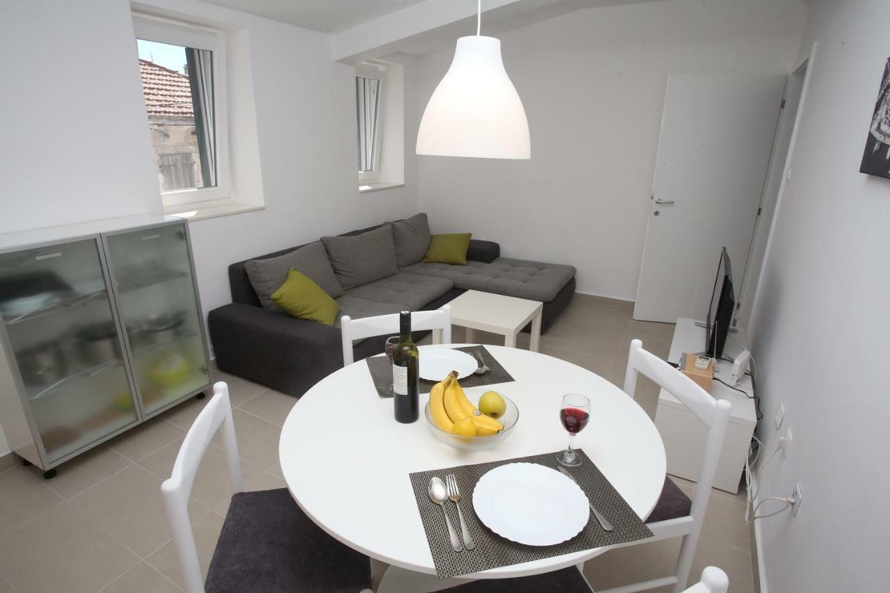 Apartmani Tri Bunje Трибунь Екстер'єр фото